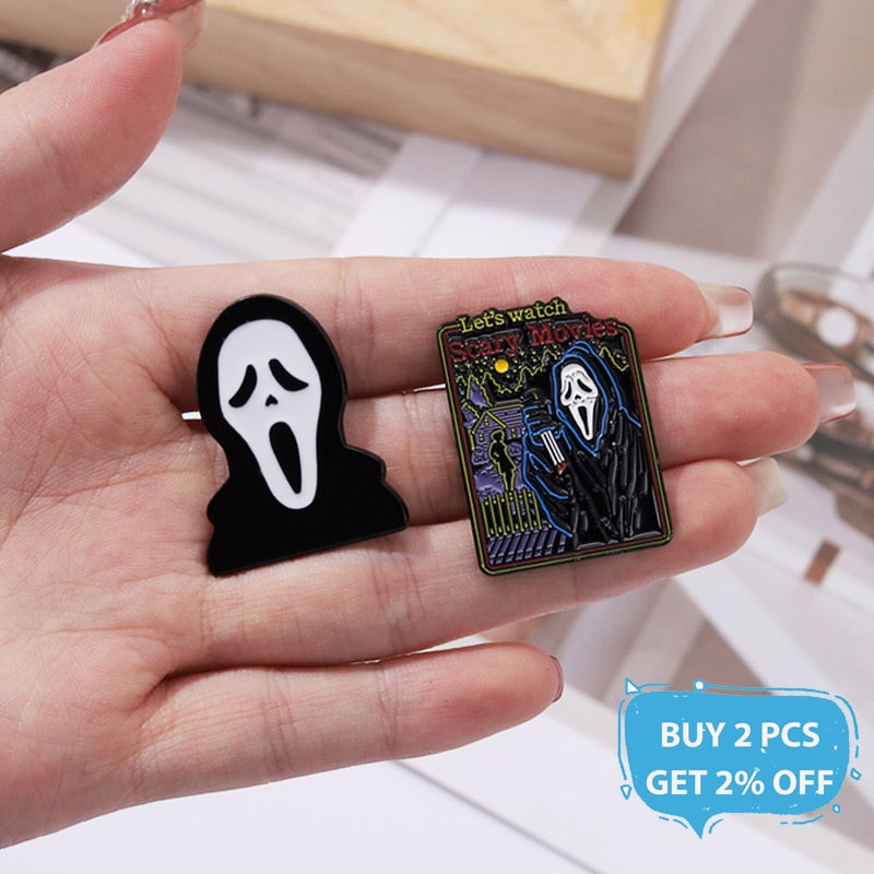 Scream Ghost Face Pin
